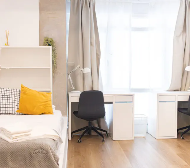 Double Plus Exterior room image 2