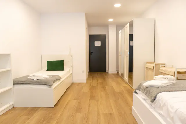 Double Plus Exterior room image 3