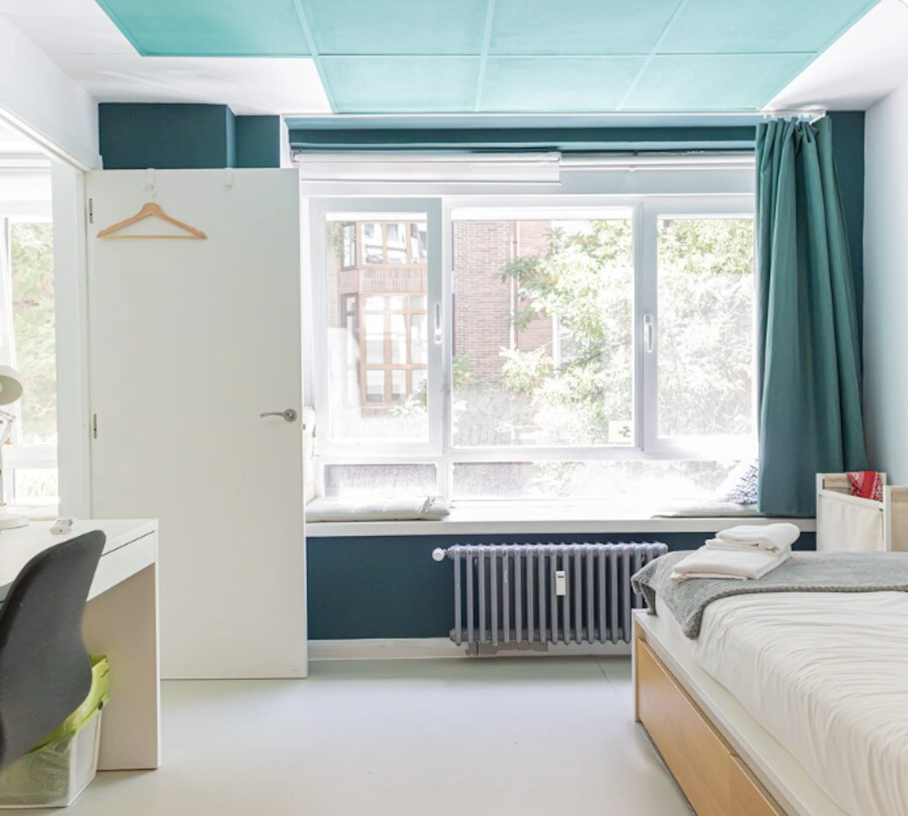 Individual Premium (Dual Single Use) ROOM 4