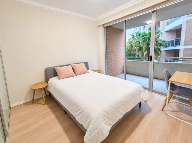 2 Bedroom, 2 Bathroom Apartment room image 1