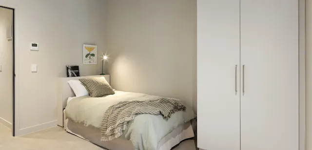 Studio Apartment Accessible room image 1