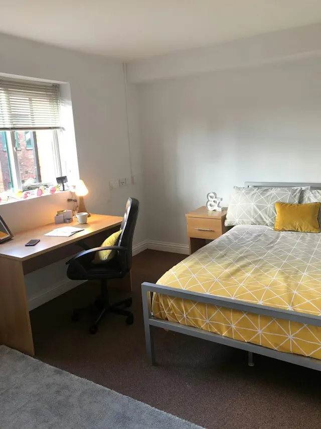 Two bed apartment (shared) room image 1