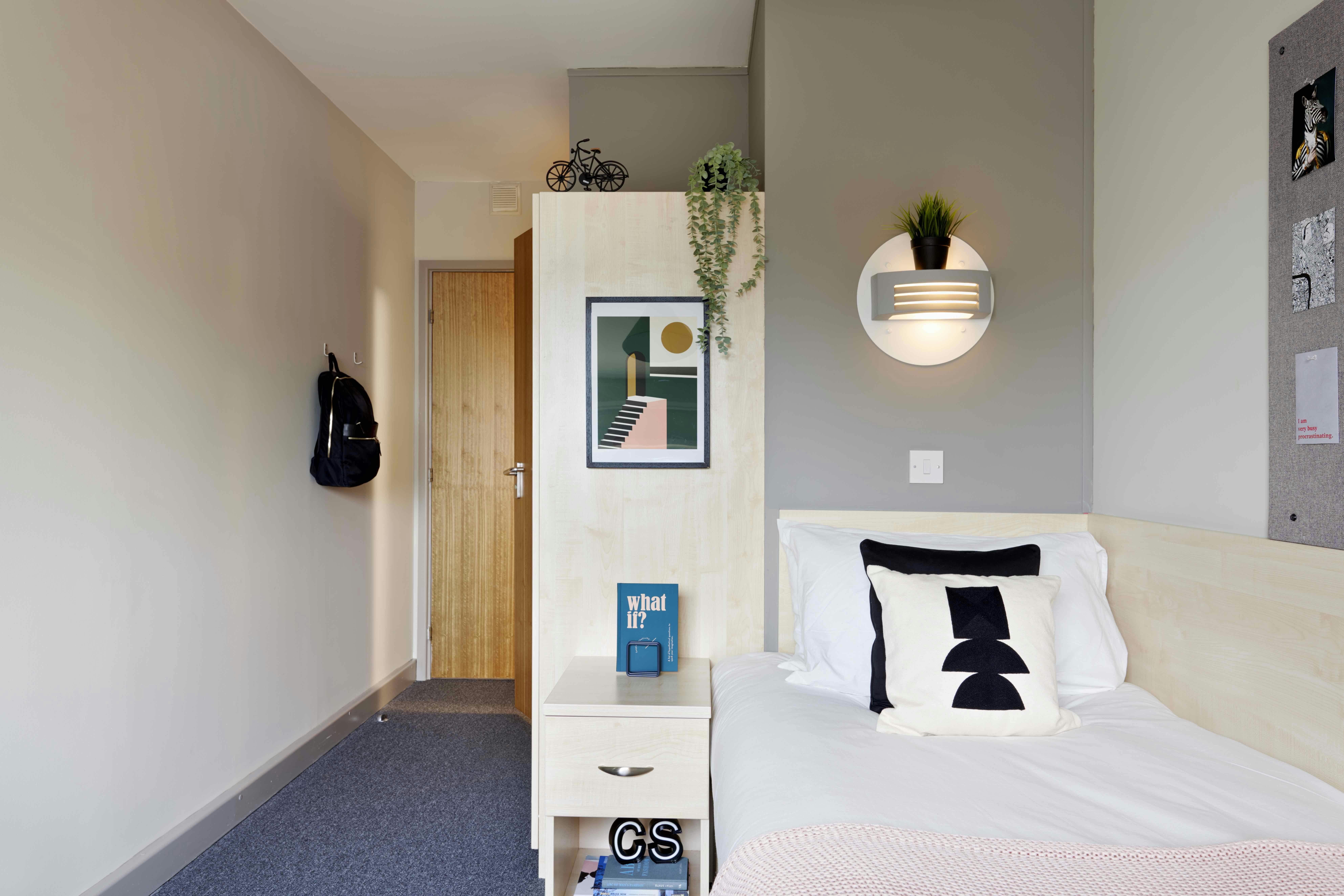 Alexandra Works, Plymouth-Plymouth-ROOM-1