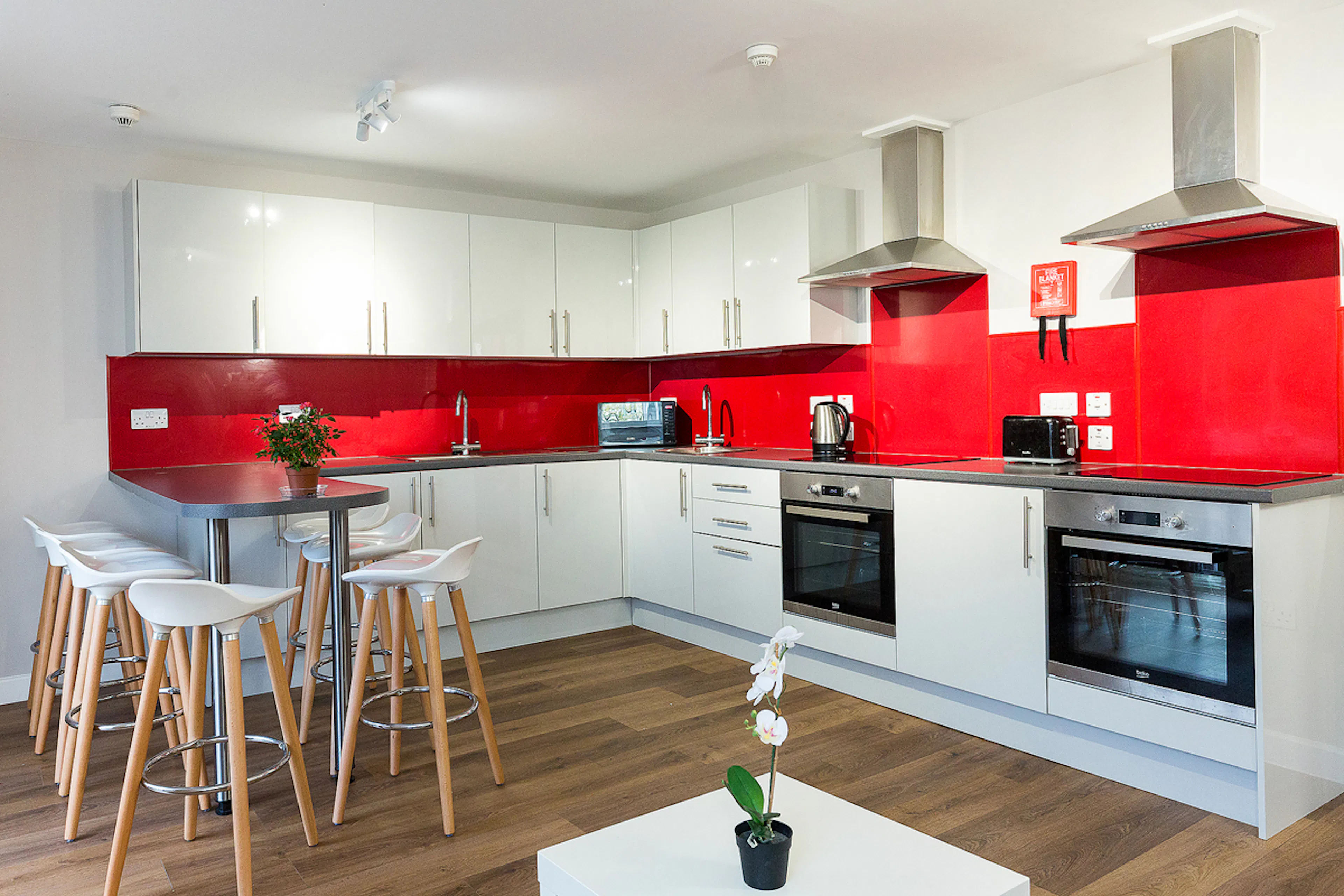 Standard Ensuite KITCHEN 1