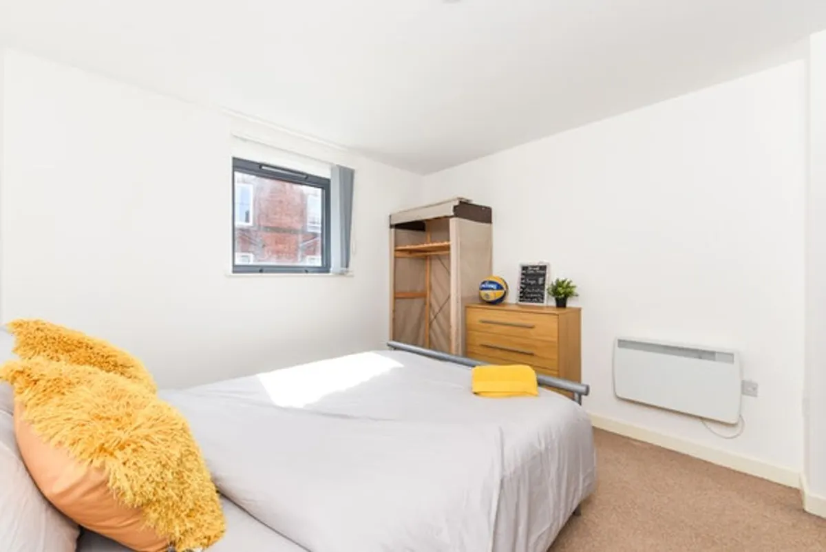 One-Bed Apartment ROOM