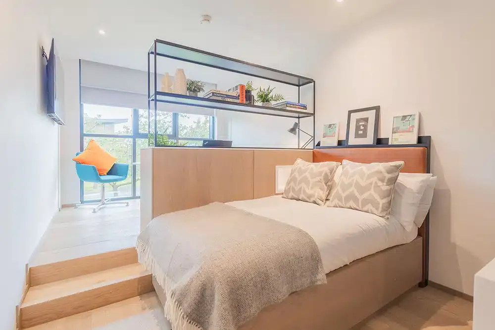 Signature Studio ROOM 4