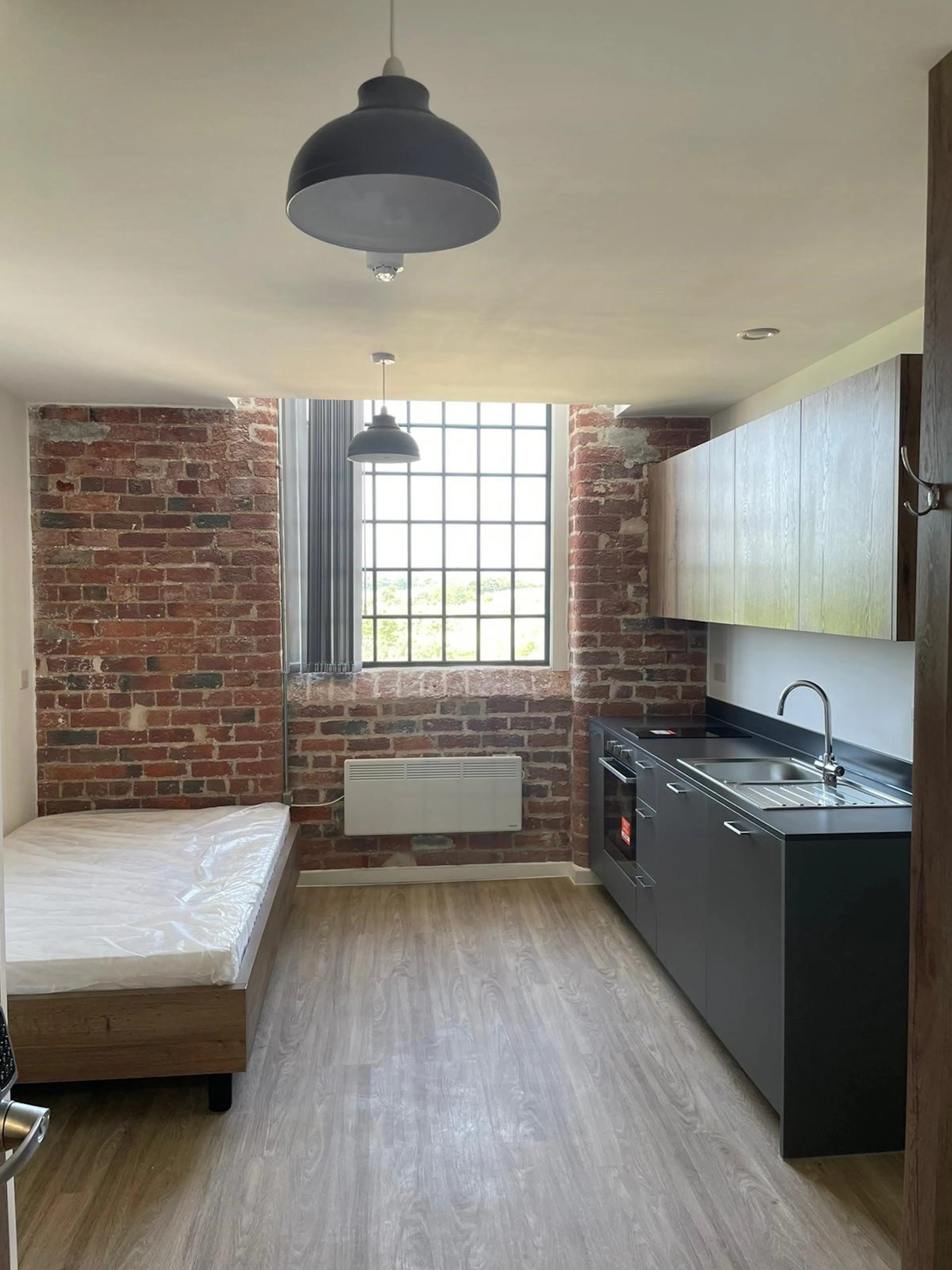 Deluxe Studio ROOM 3