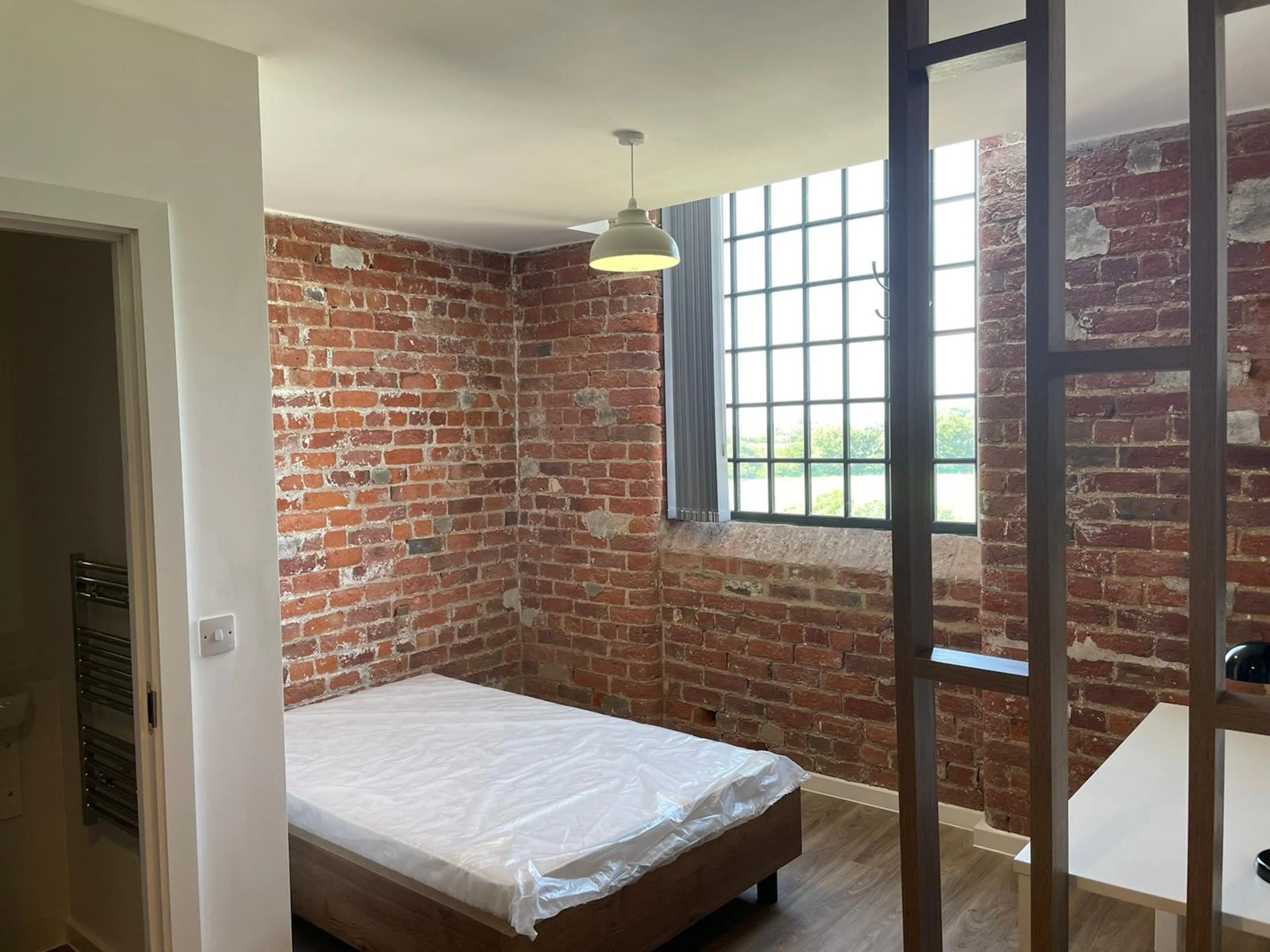 Deluxe Studio ROOM 2