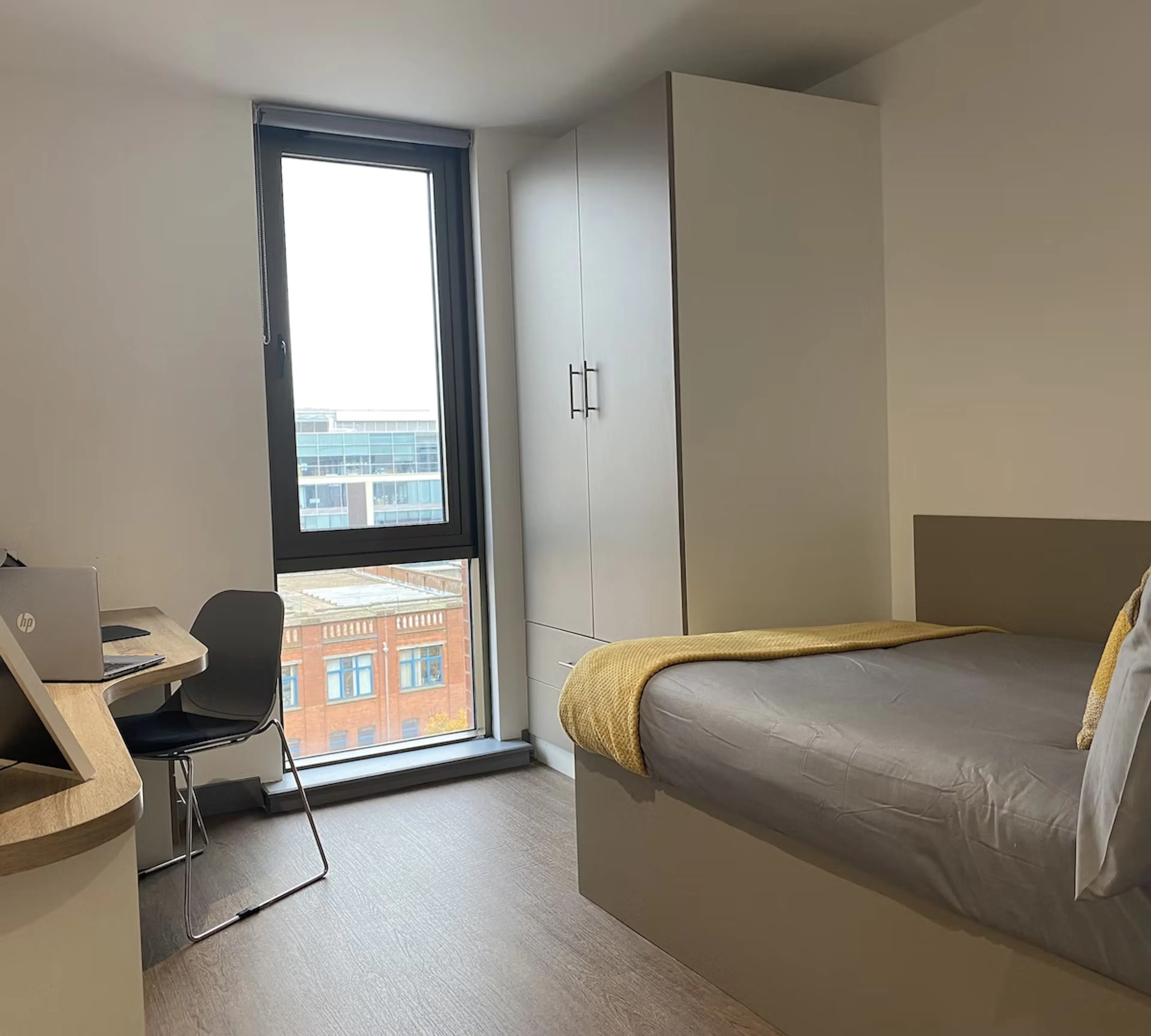 Ensuite Silver ROOM 1