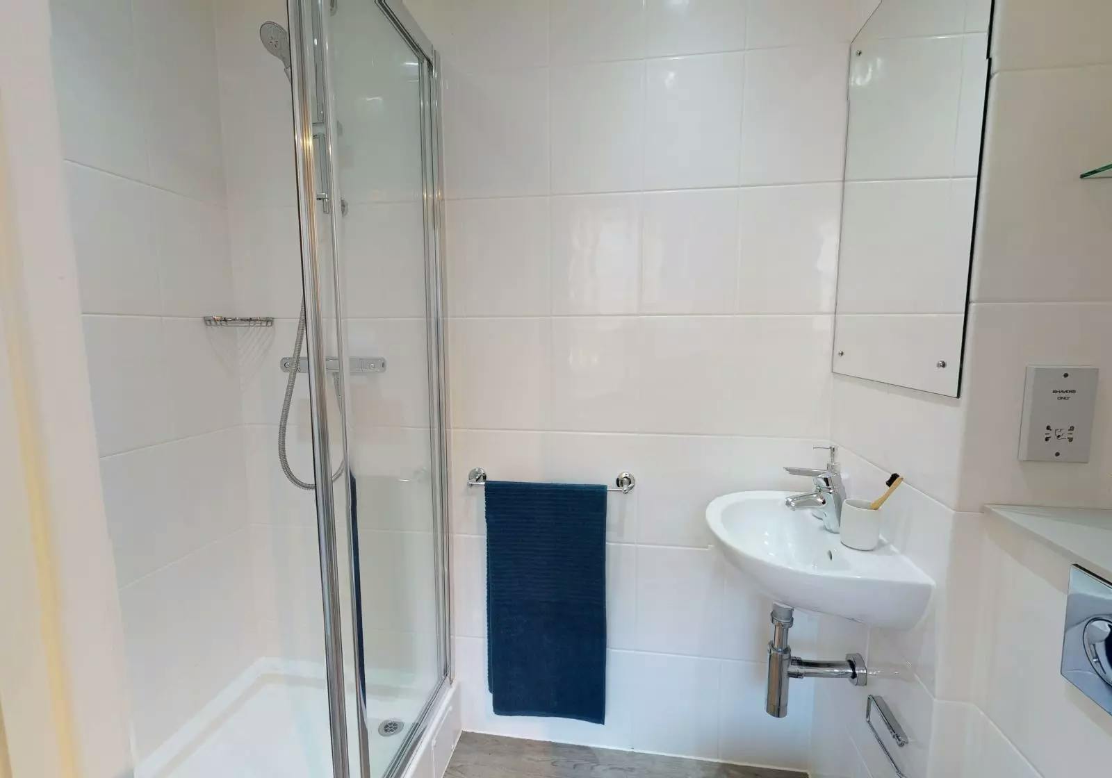 Silver En Suite Premium