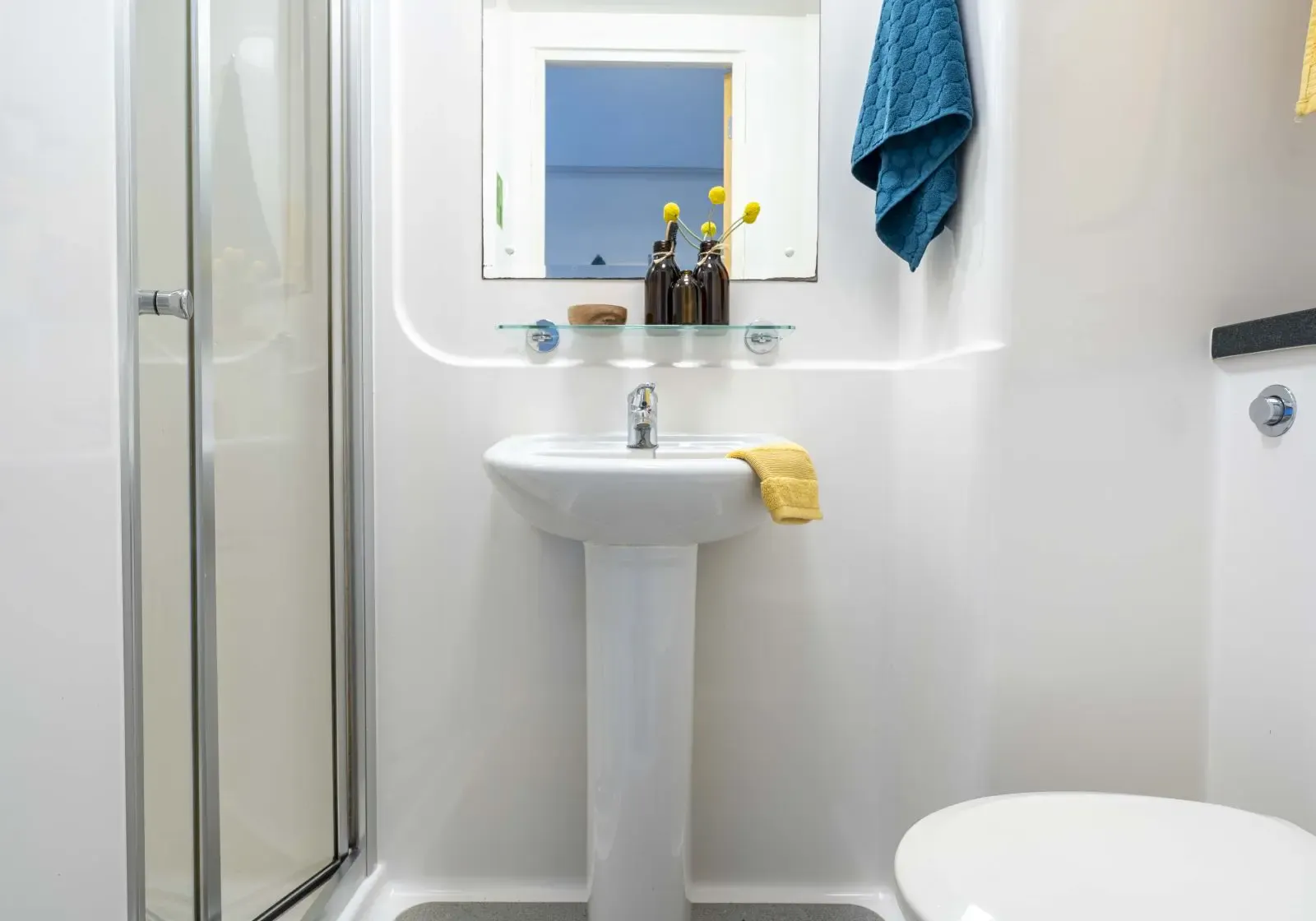 Silver En Suite