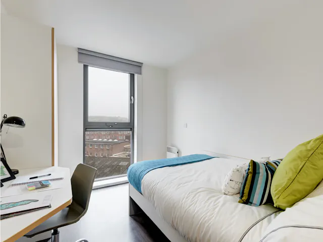 Silver En Suite room image 1