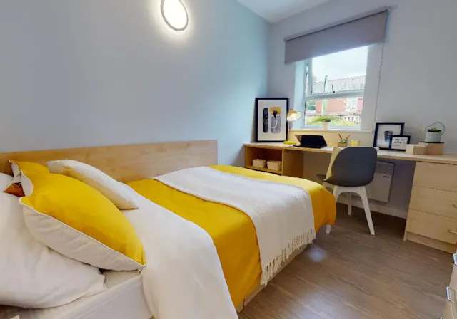 Silver En Suite room image 1