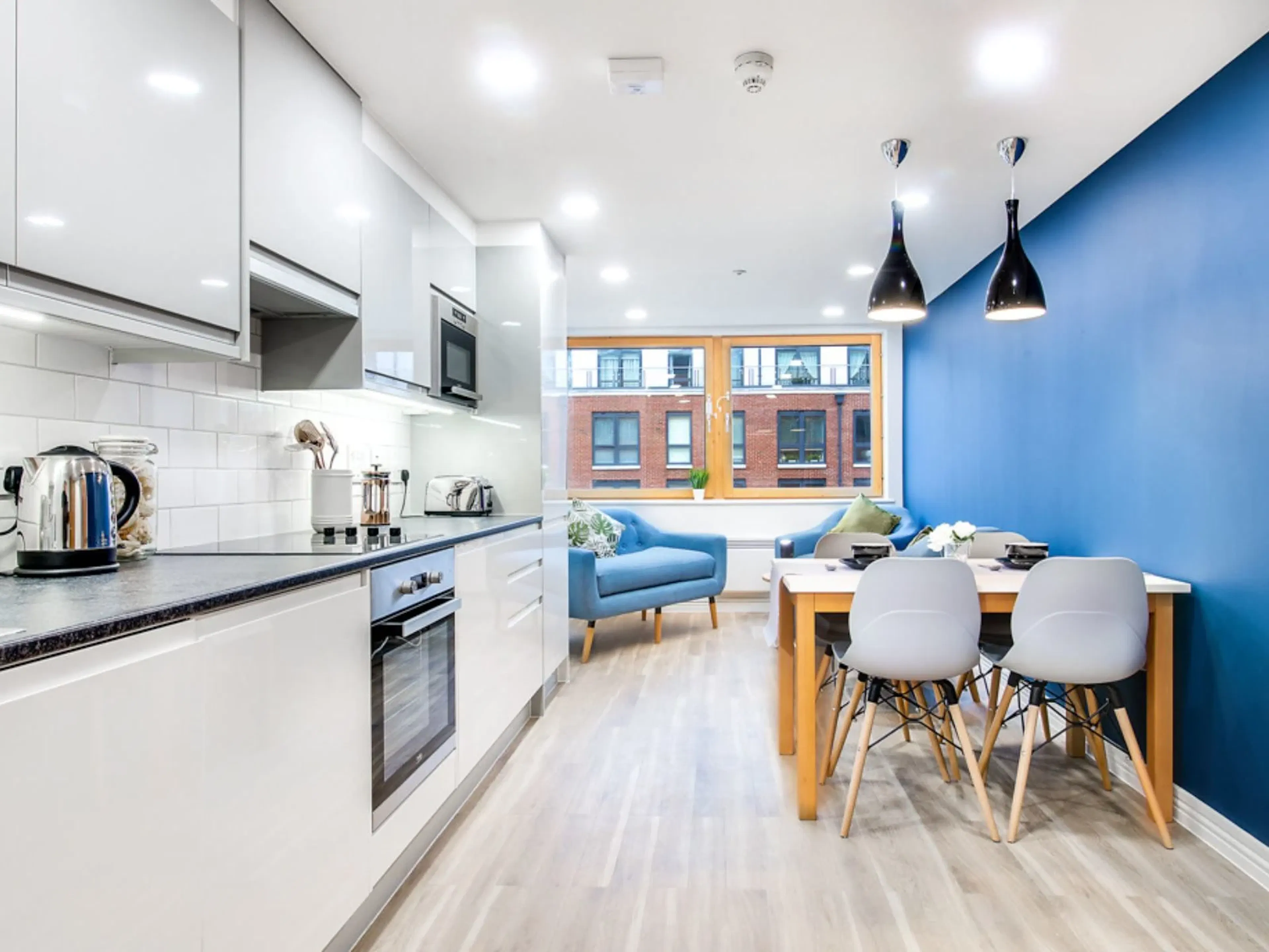Silver En Suite KITCHEN 2