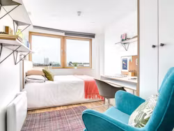 new-orient-house-london-Silver En Suite