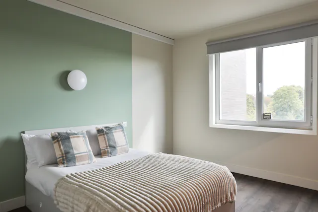 Silver En-Suite room image 1