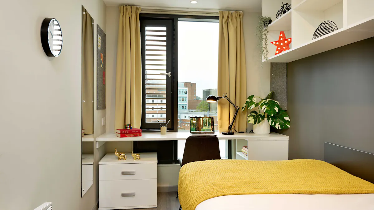 Silver Ensuite ROOM