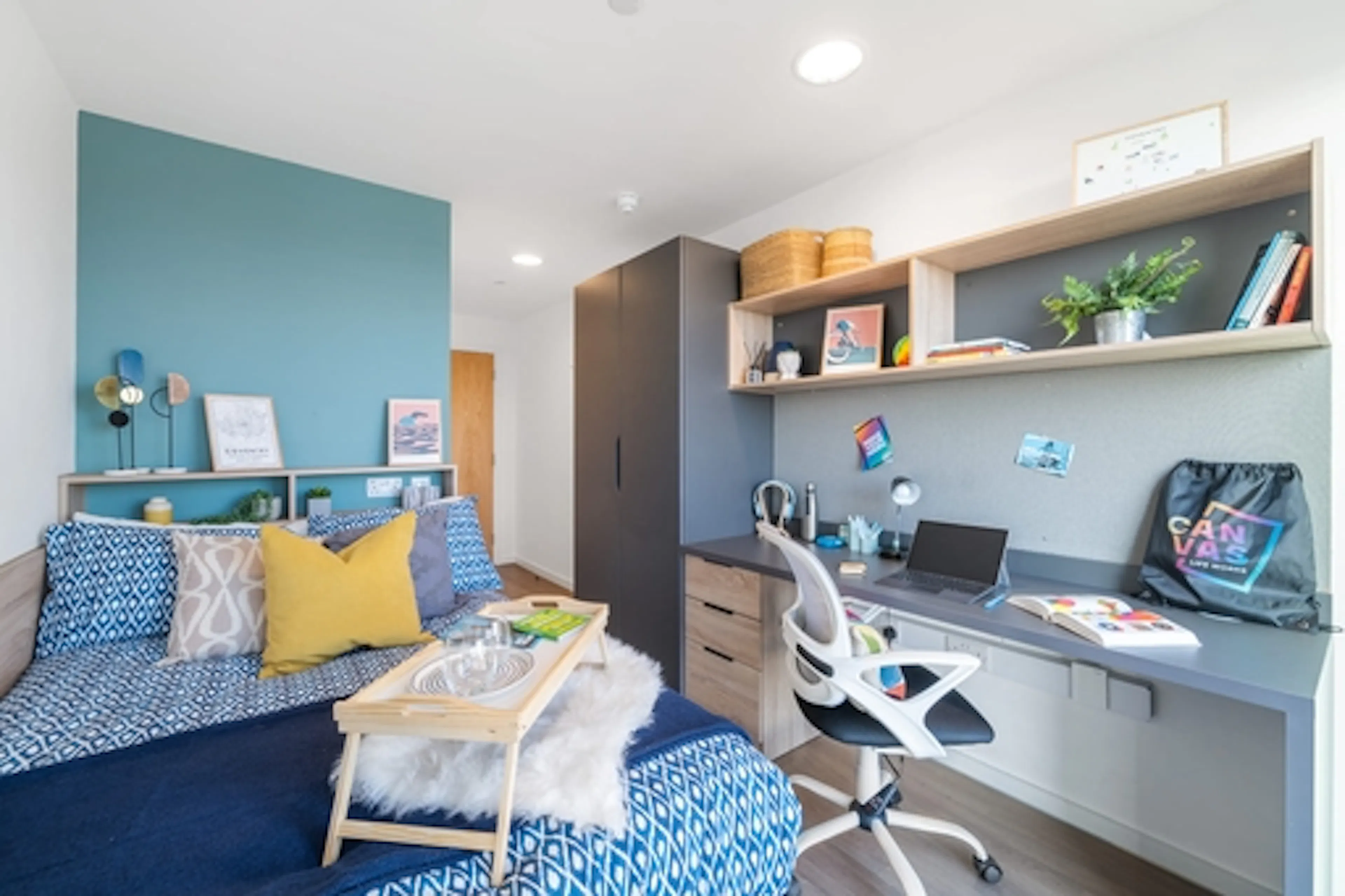 Silver Ensuite Mid Level ROOM 4