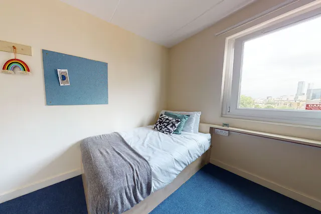 GRN - Silver Ensuite room image 1
