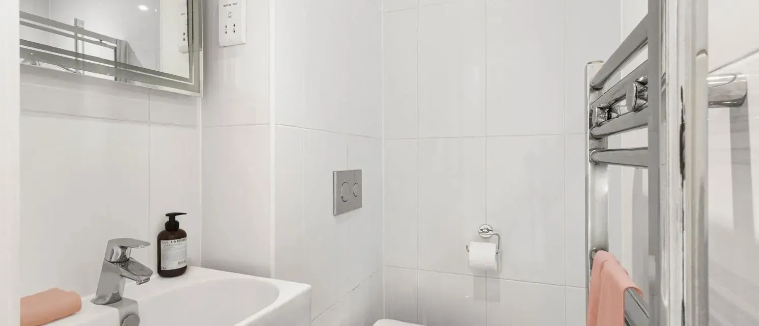 Silver Ensuite Shared Penthouse level