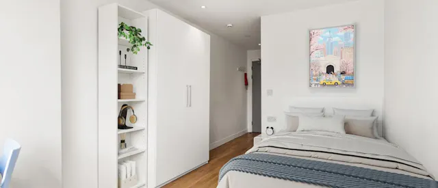 Silver Ensuite Shared (Upper Level) room image 1