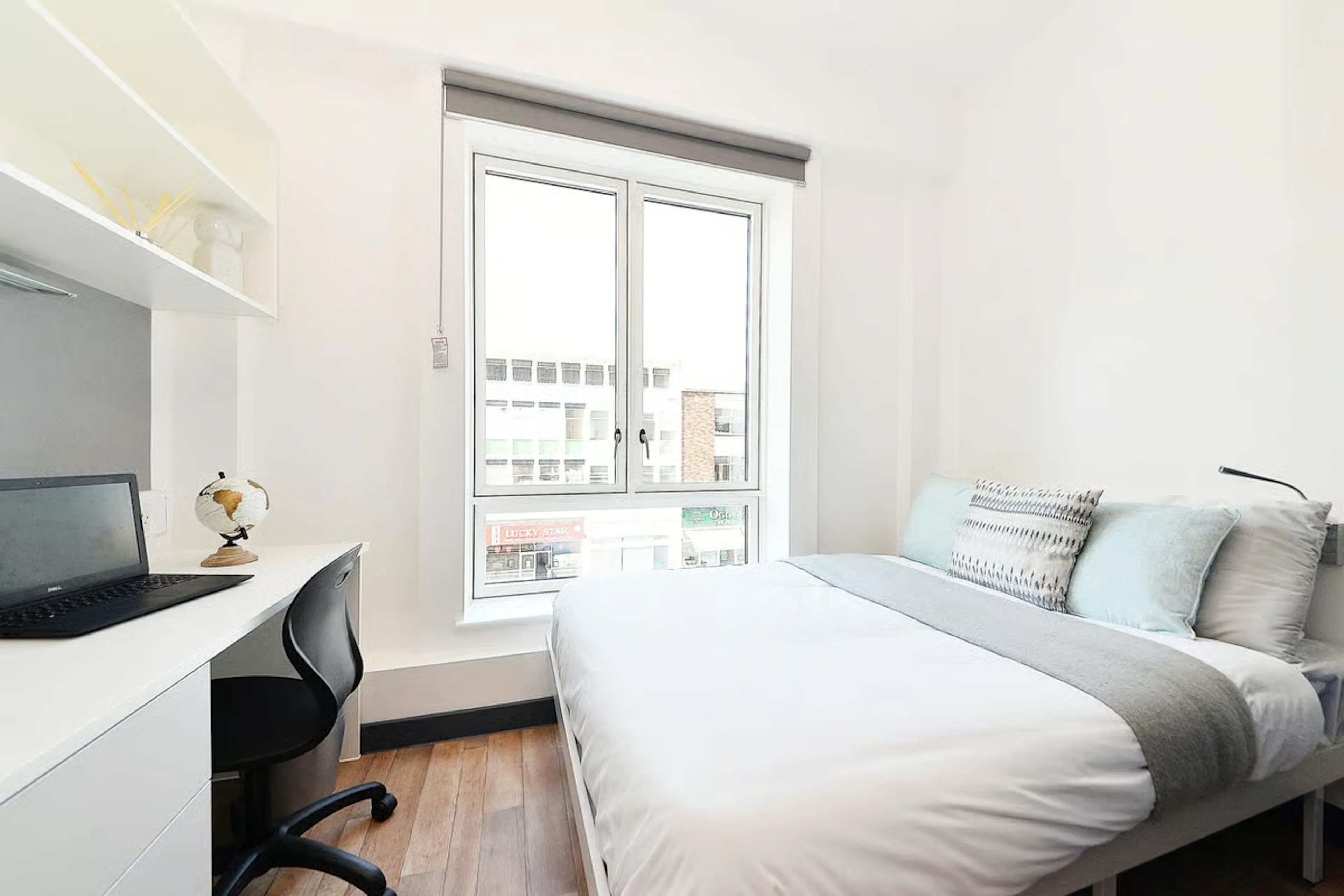 Silver En-Suite ROOM 1