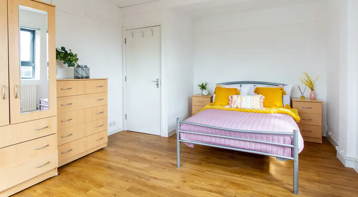 Silver Ensuite ROOM 4