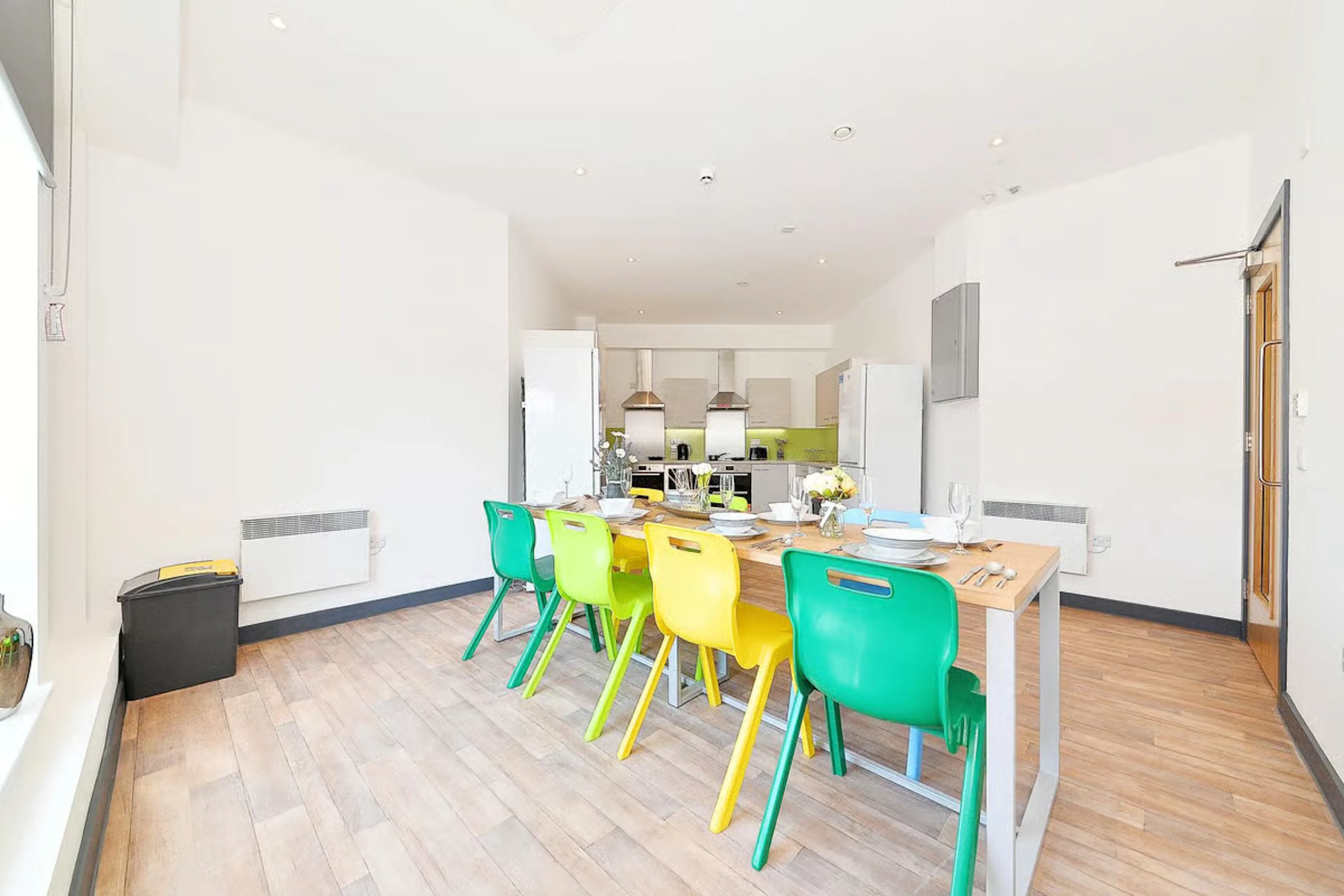 Silver En-Suite KITCHEN 3