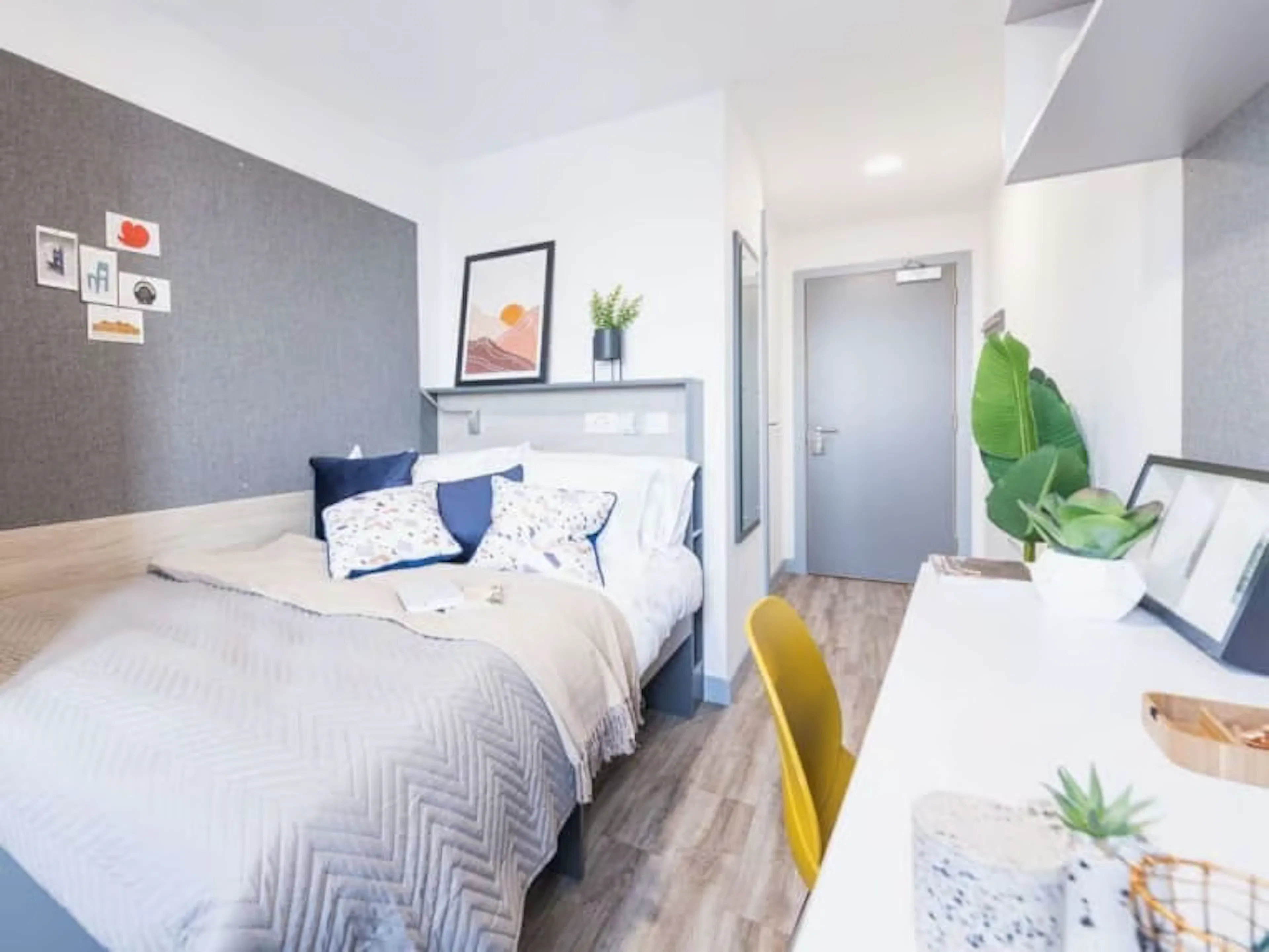 Silver En Suite ROOM 1