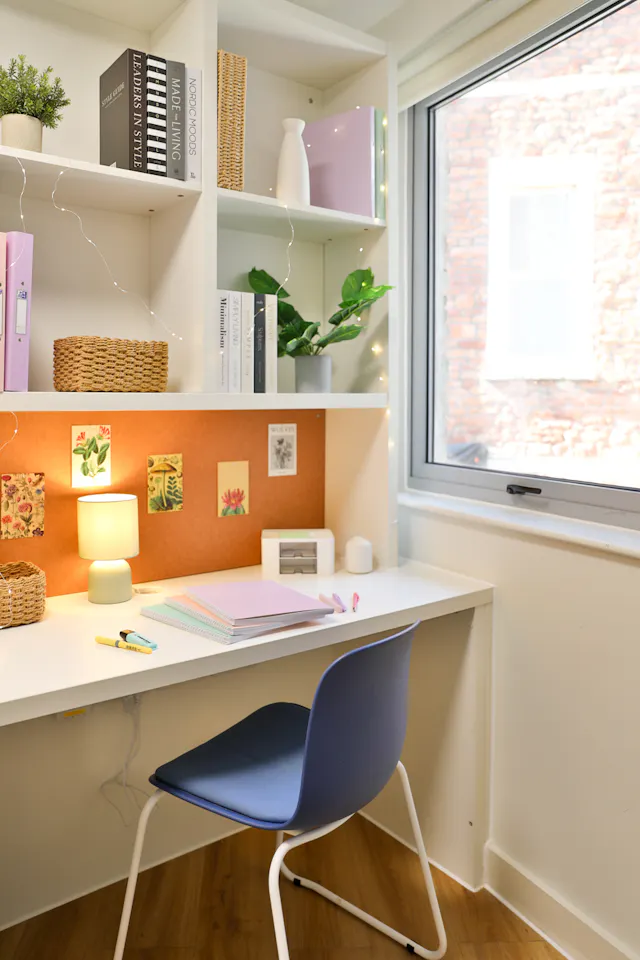 Silver Studio room image 21