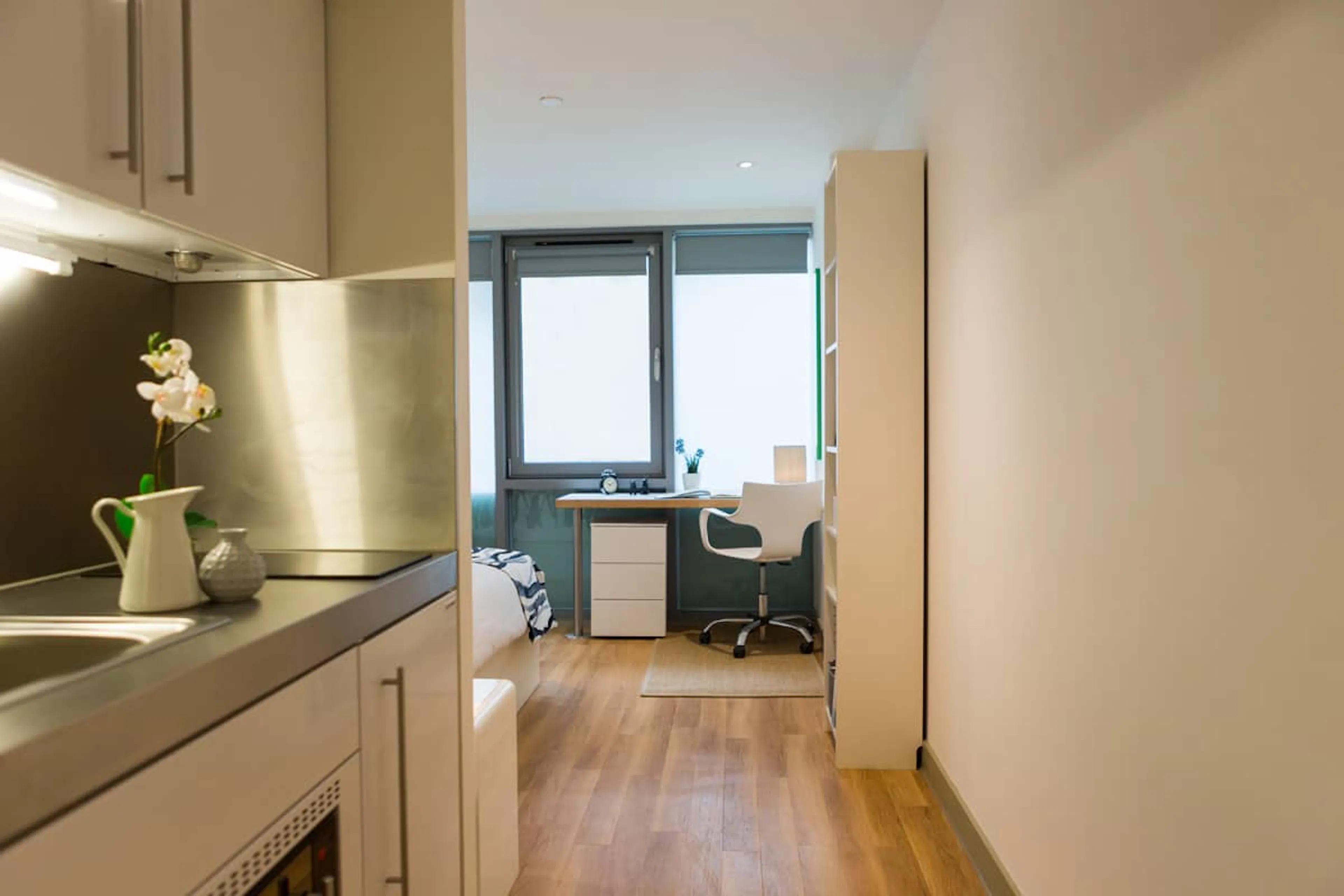 Silver Studio Mid Level KITCHEN 1