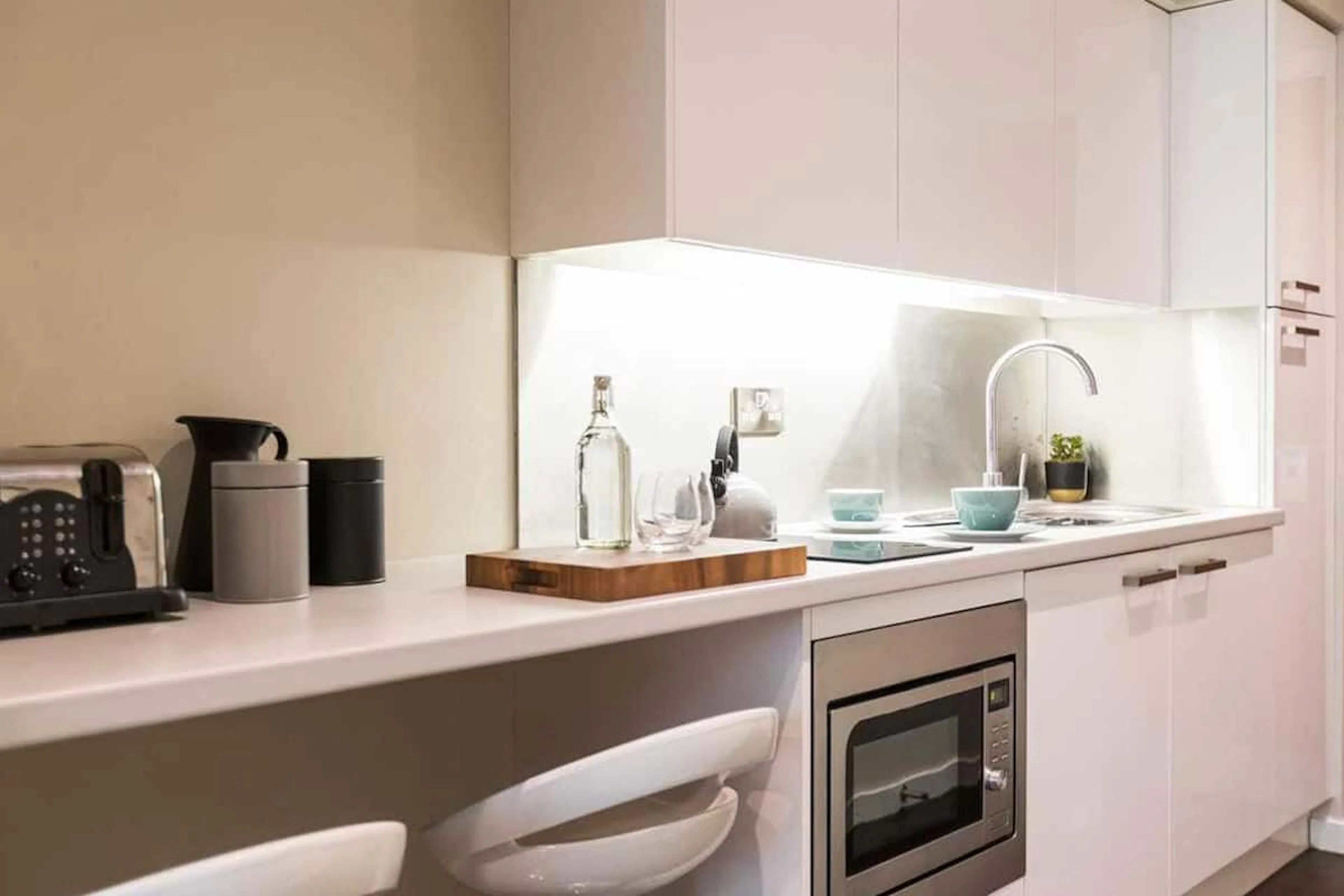 Silver Studio Mid Level KITCHEN 3