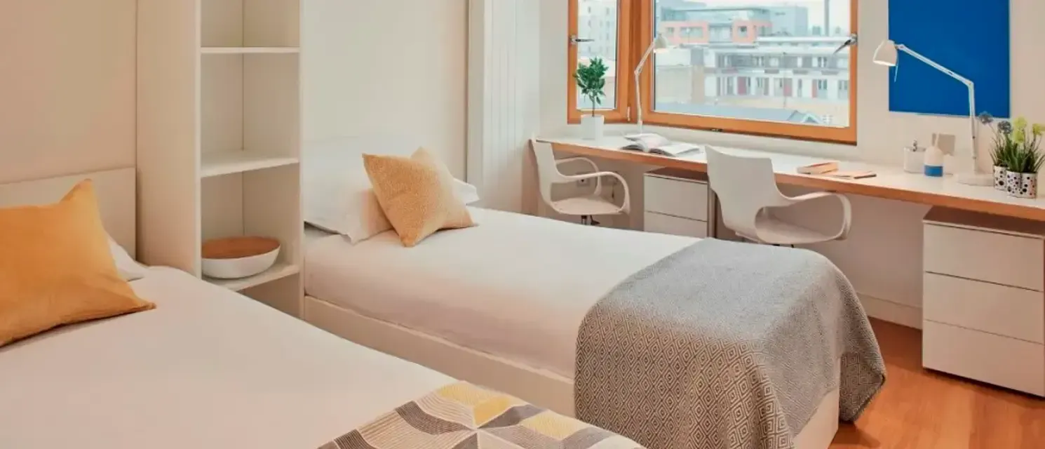 Silver Twin XL Ensuite