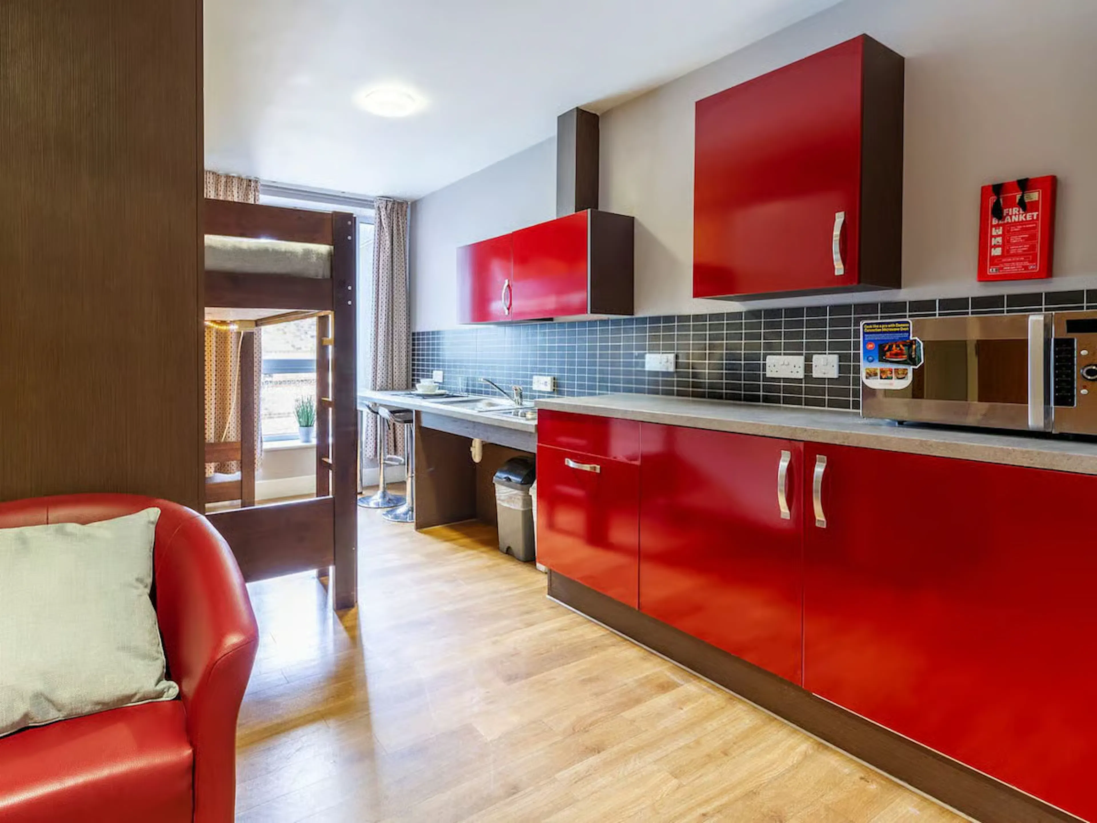 Silver Twin Studio KITCHEN 1