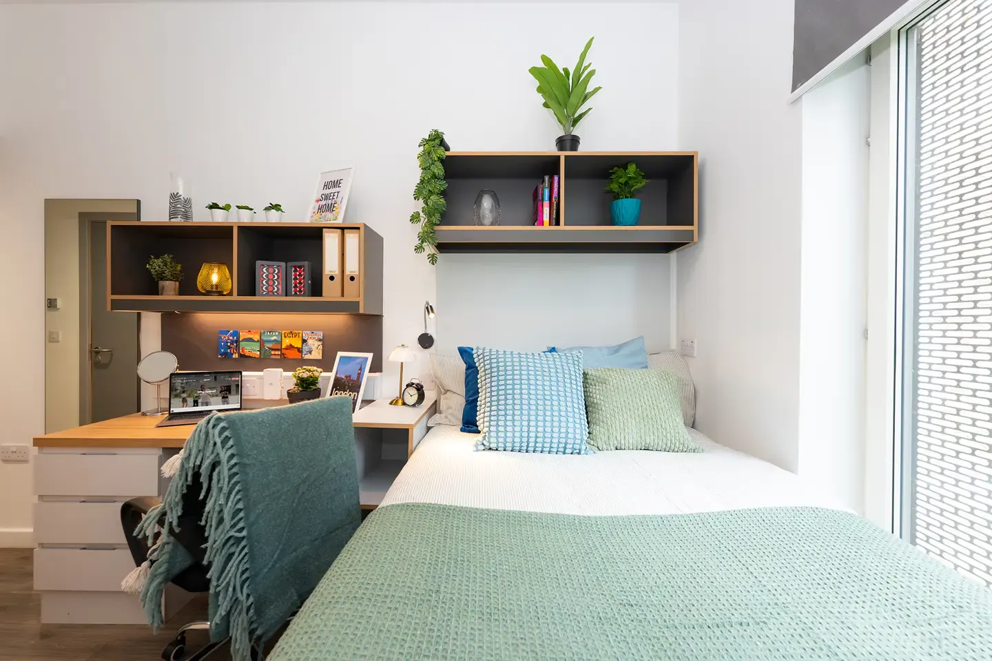 Silver En-suite