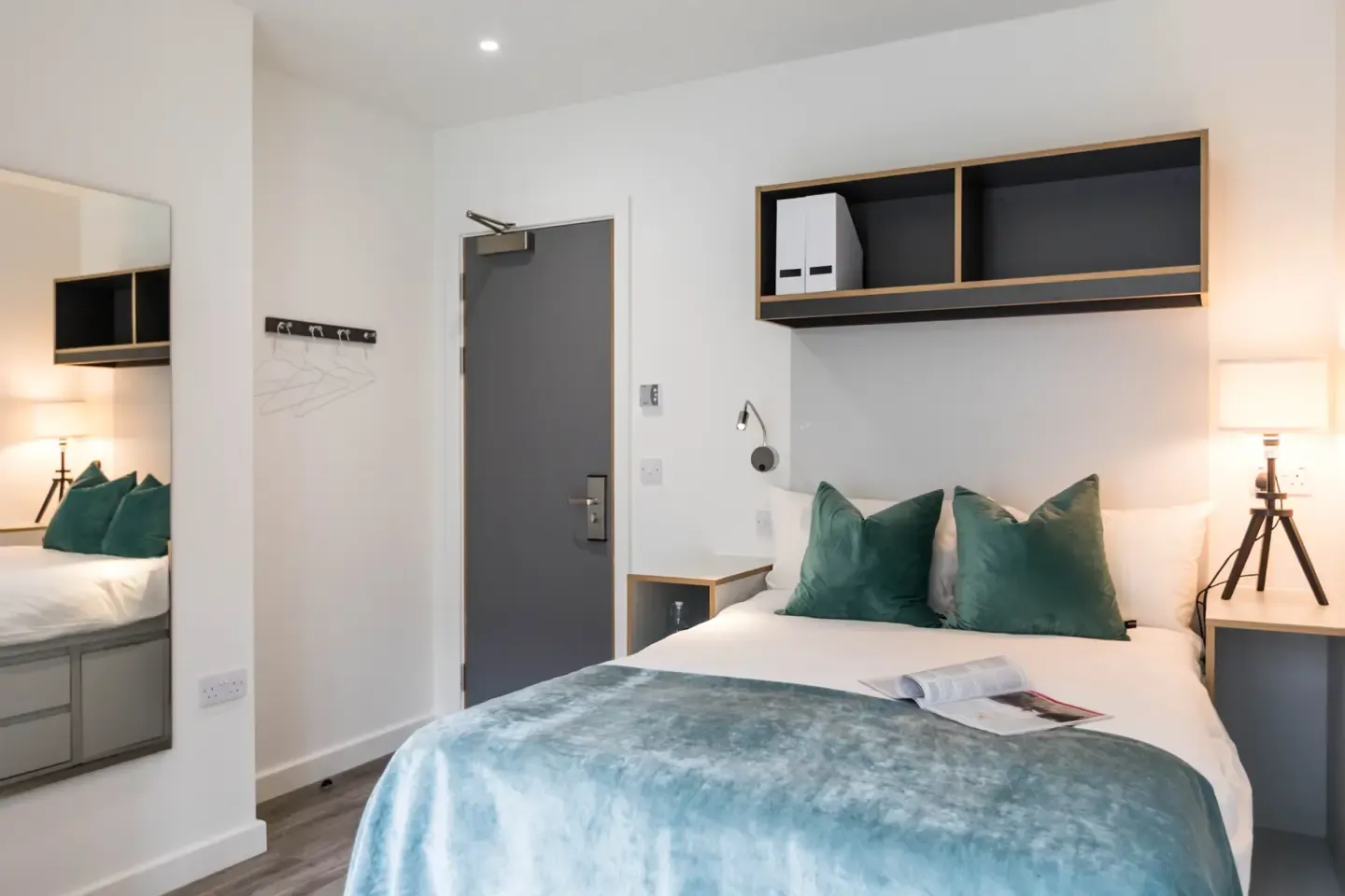 cam-foundry-cambridge-Silver Shared House