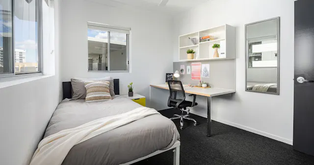 Single Bedroom- 2 Share Apt room image 1