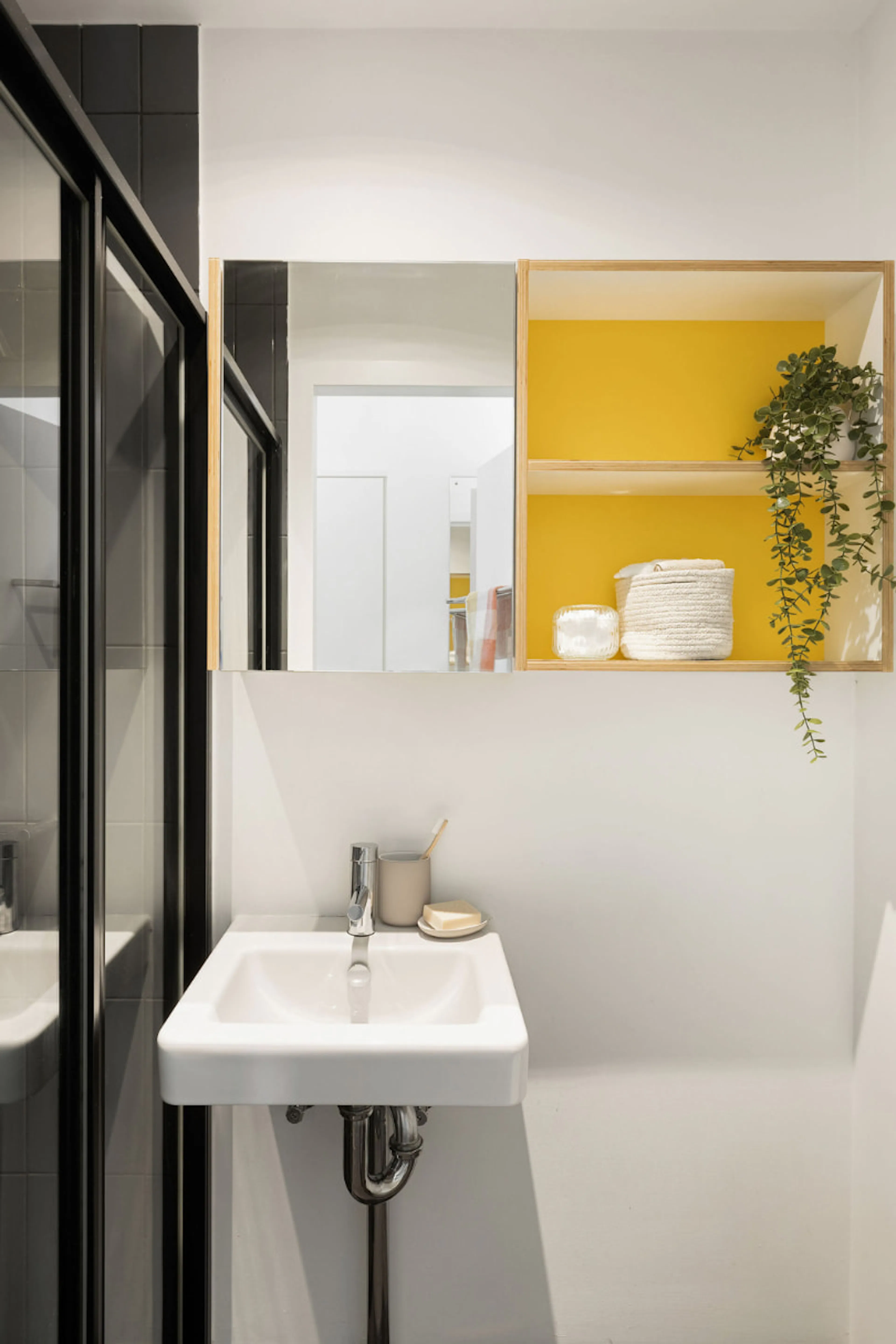 BATHROOM BATHROOM 3