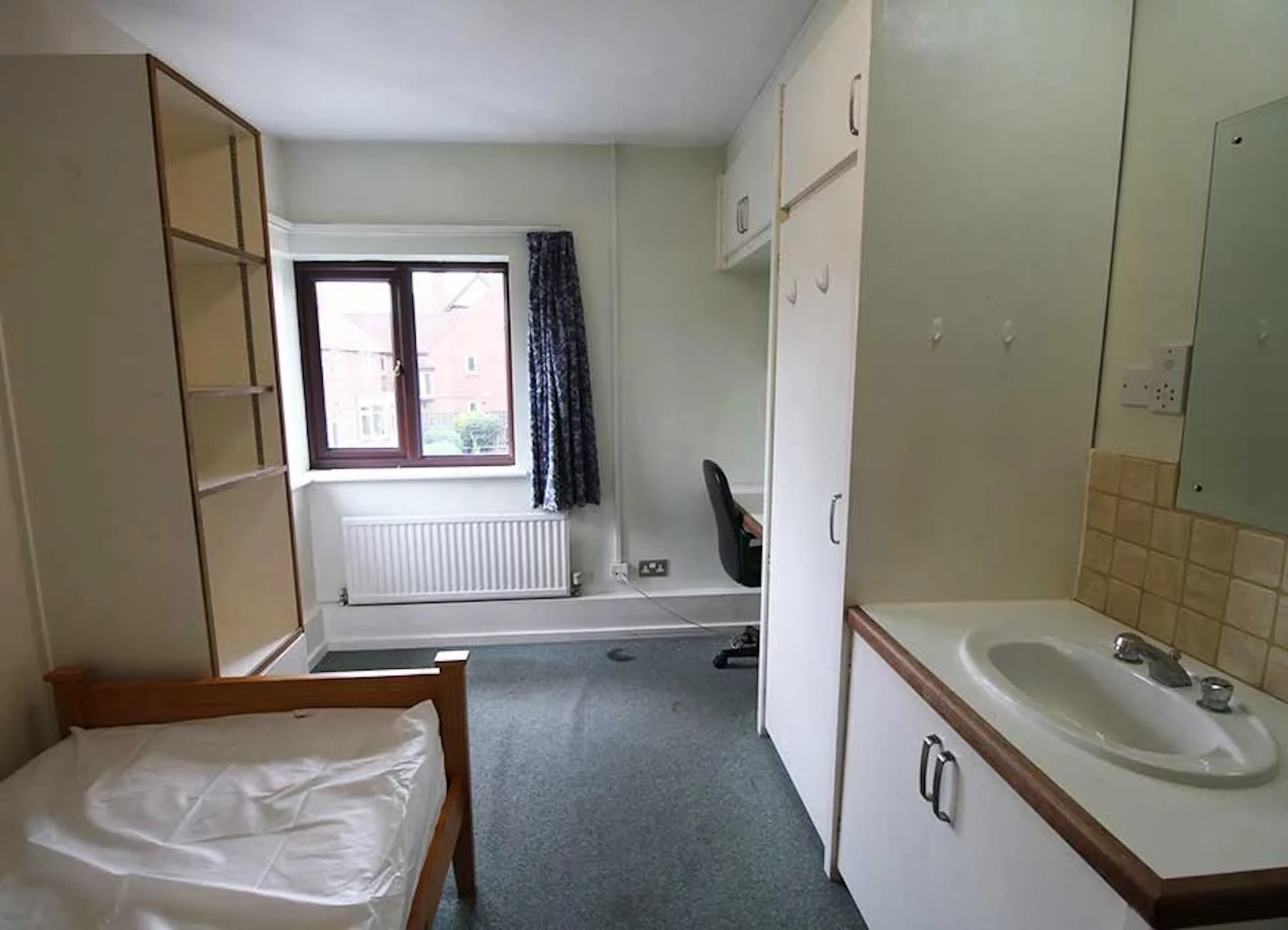 Single Ensuite Room (Hall A) ROOM 1