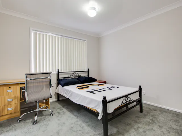 Deluxe Shared Apartment room image 1