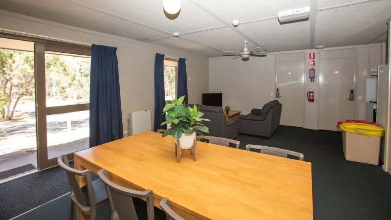 Single Room - Villas ROOM 1