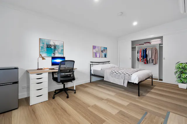 Single Room room image 1
