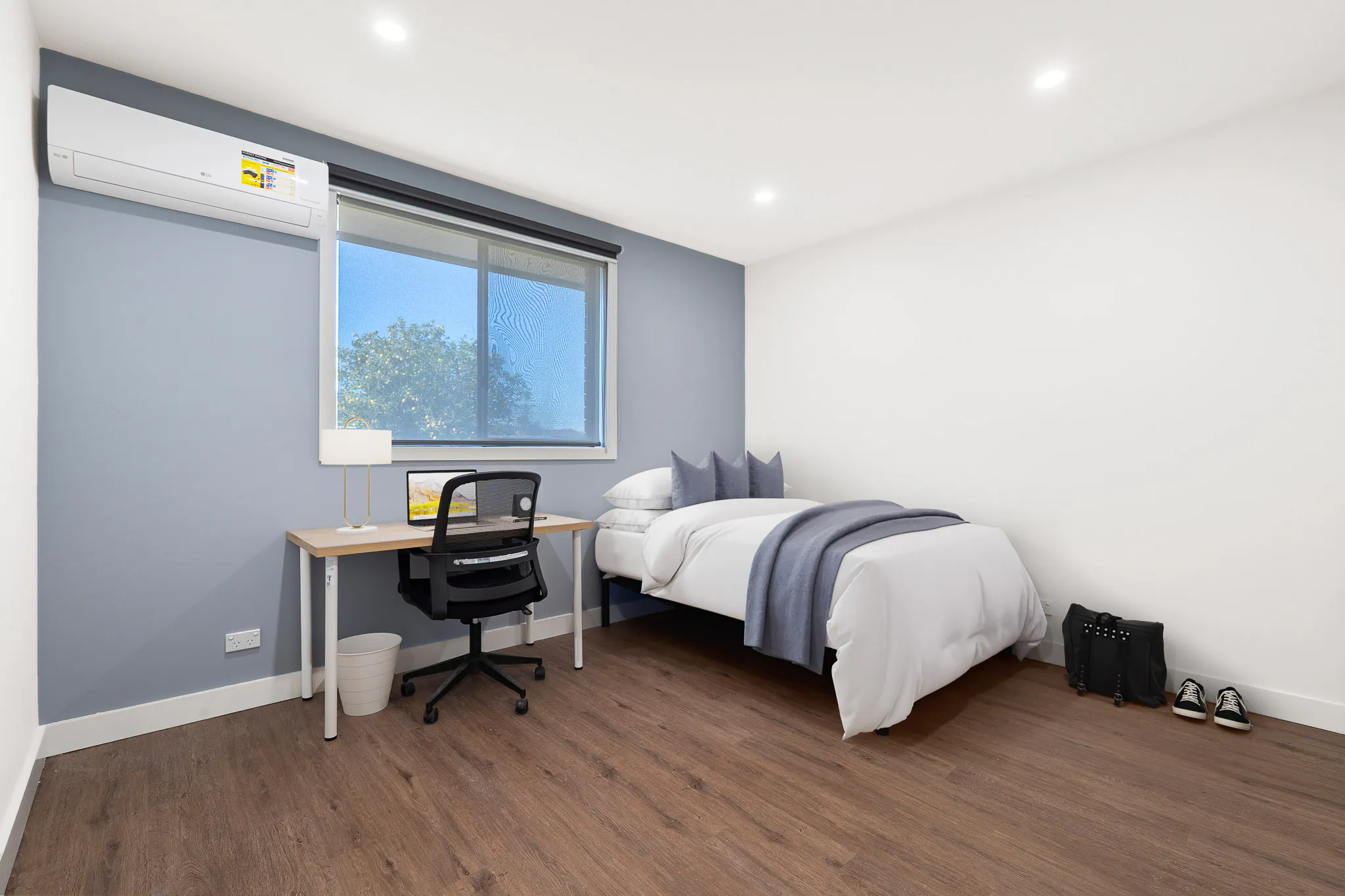 Single Ensuite Room ROOM 1