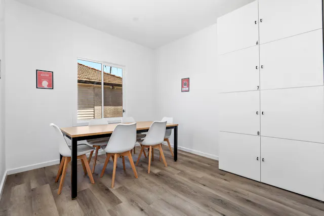 Studio Double Ensuite room image 1