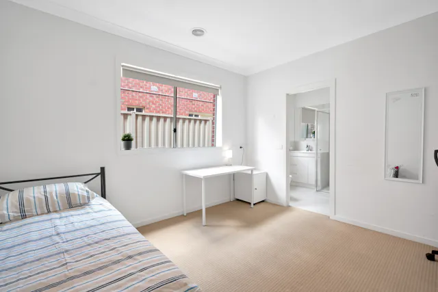 Single Ensuite Room room image 2
