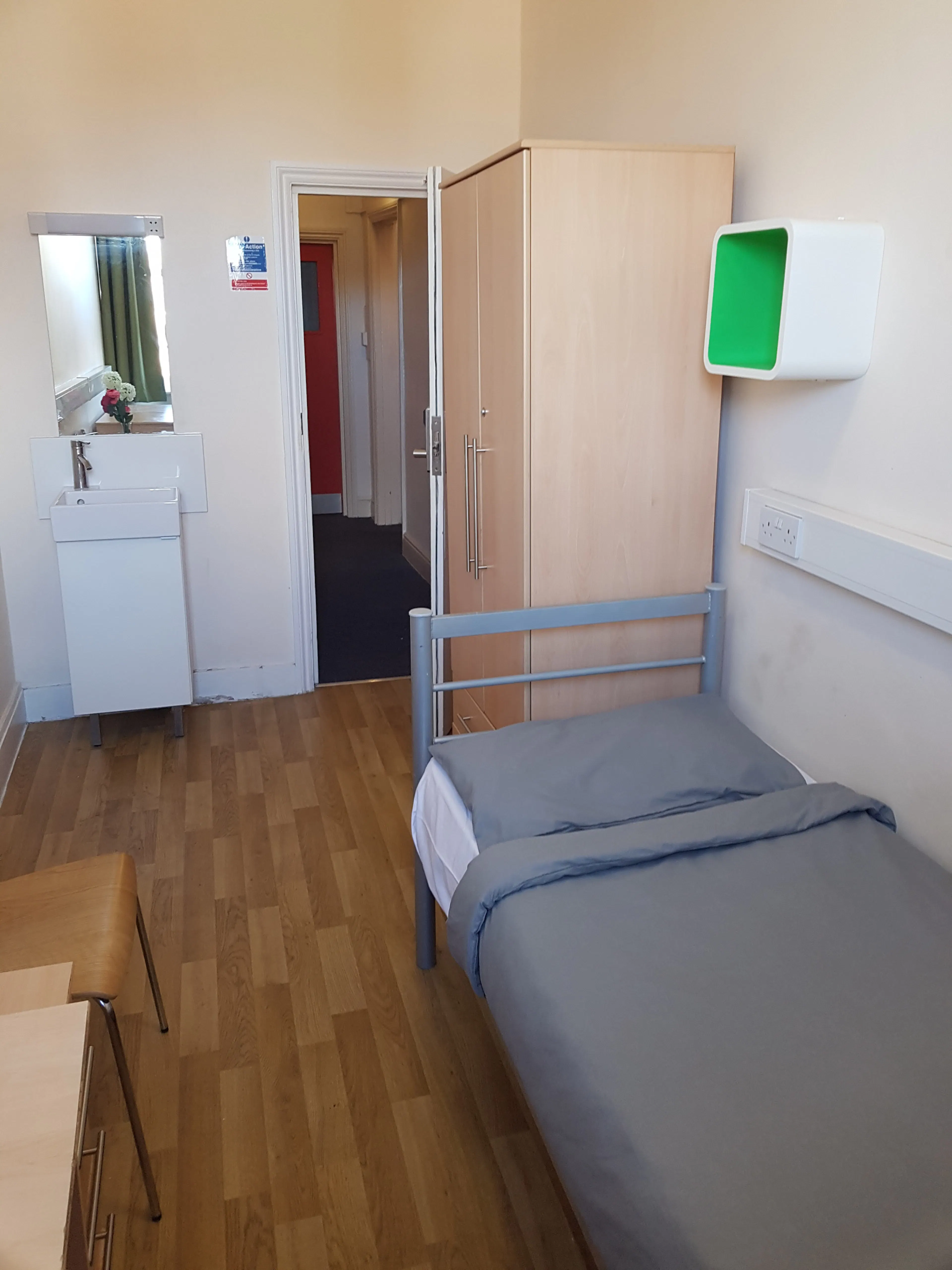 Single Room ROOM 2