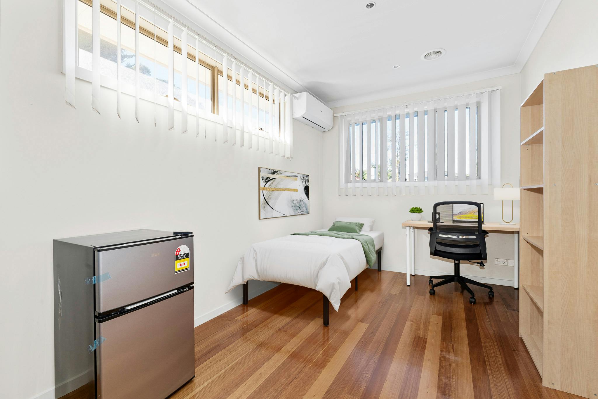 210-binalong-ave-melbourne-Single Room