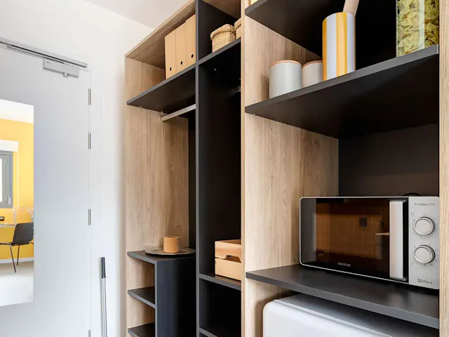Single + room image 2