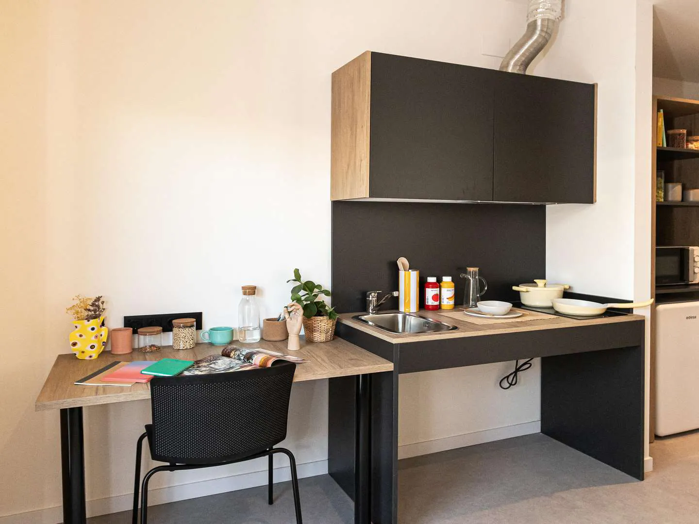 Single + with kitchen ROOM 4