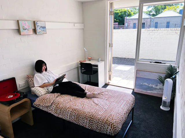 Single Room room image 2